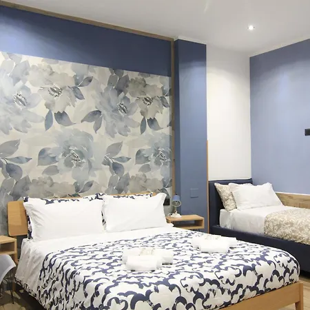 Helle Hus - 200m From Piazza Bologna Metro And 10 Minutes From The Colosseum Casa de hóspedes