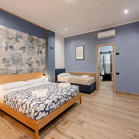 Helle Hus - 200m From Piazza Bologna Metro And 10 Minutes From The Colosseum Casa de hóspedes *