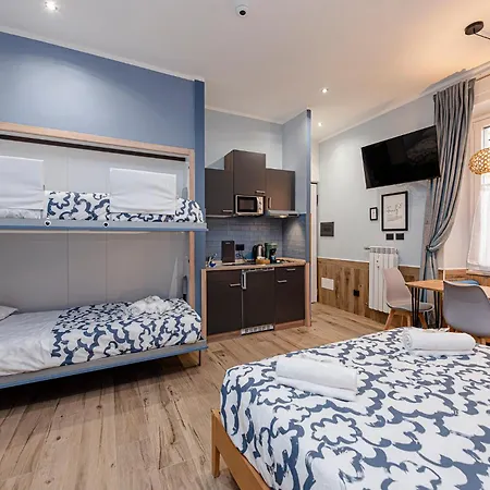Helle Hus - 200m From Piazza Bologna Metro And 10 Minutes From The Colosseum Casa de hóspedes Roma